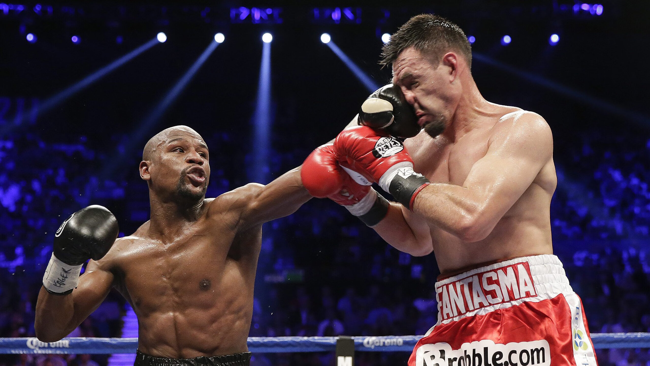 四万多人现场见证赣州队获得2025年“赣超”冠军